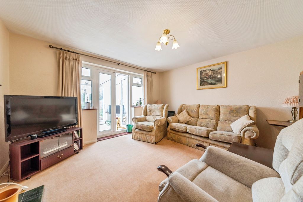 Property photo 2 of 15