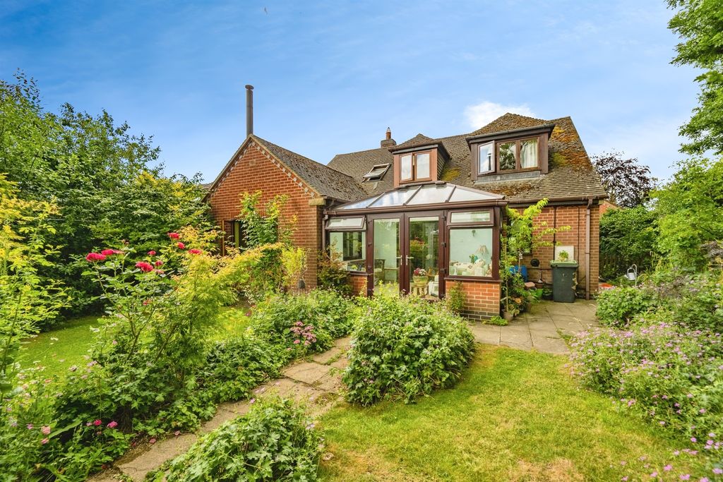 Property photo 1 of 17