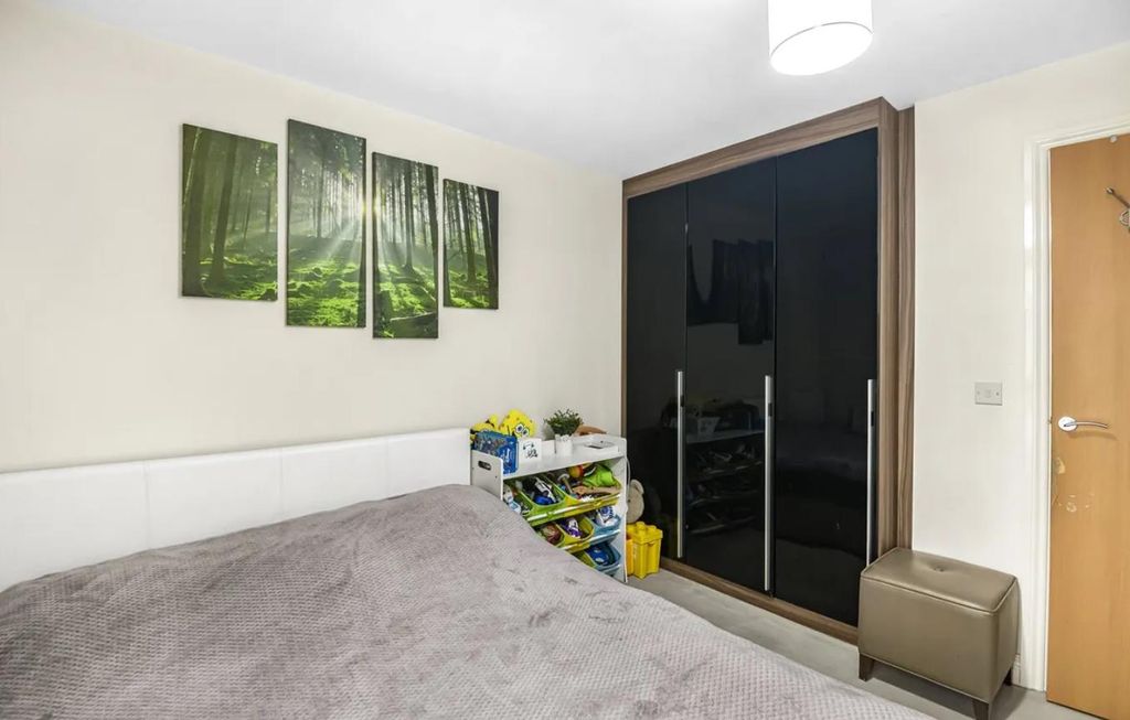Property photo 2 of 11 9.Png