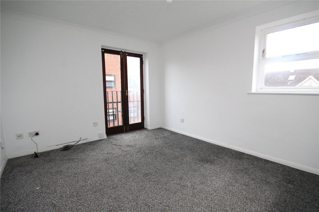 Property photo 3 of 5 Picture No. 08
