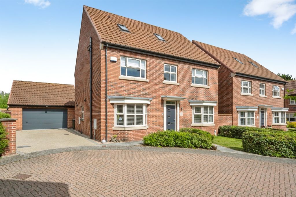 Property photo 1 of 17