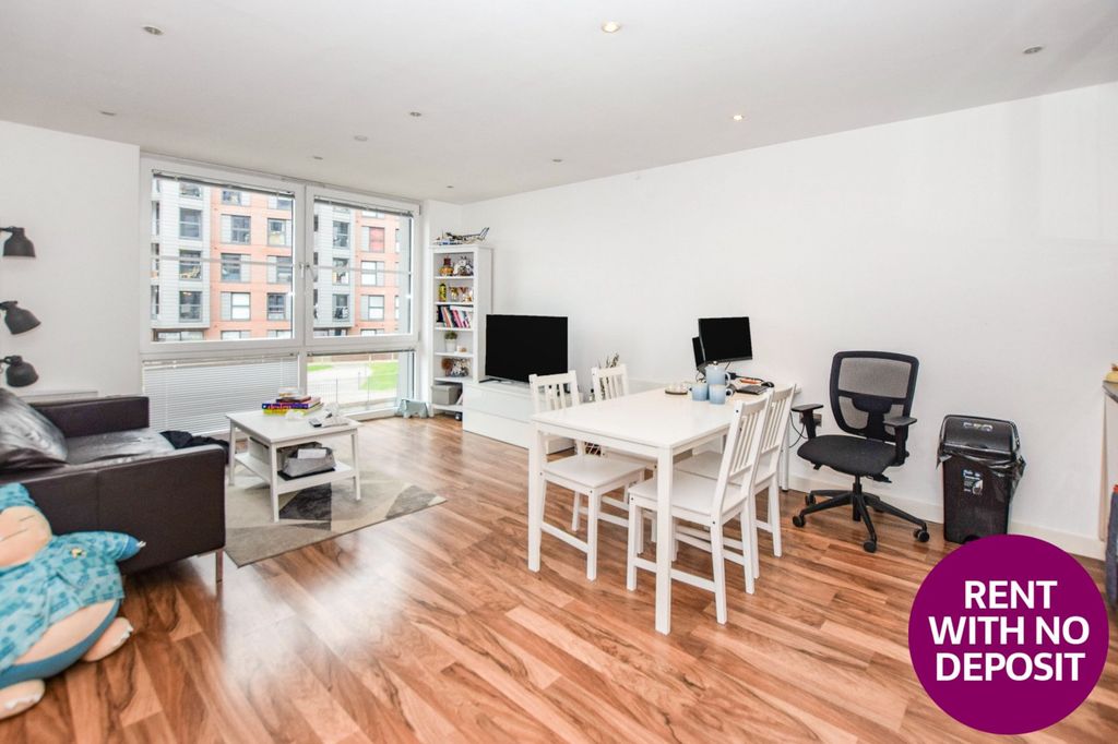 Property photo 2 of 19 Picture No. 15