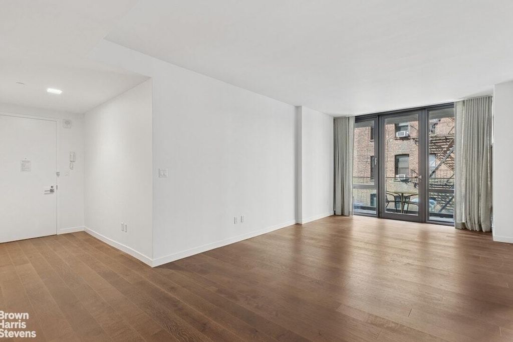 Property photo 3 of 13 <Alttext/>