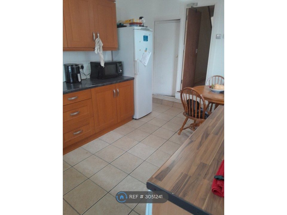 Property photo 3 of 7 Kitchen/Diner