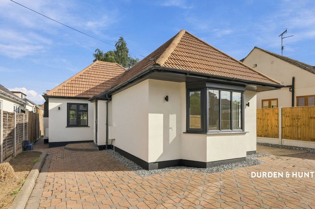 Property photo 1 of 21