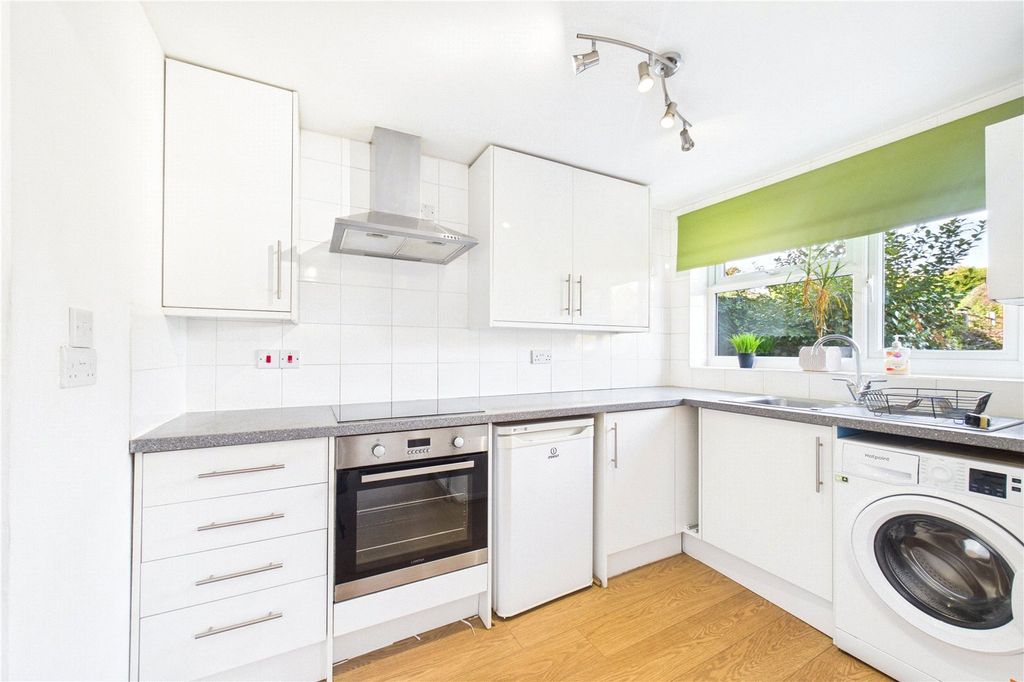 Property photo 2 of 10 Picture No. 08