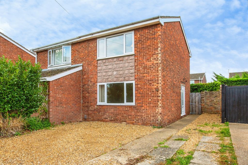 Property photo 1 of 12