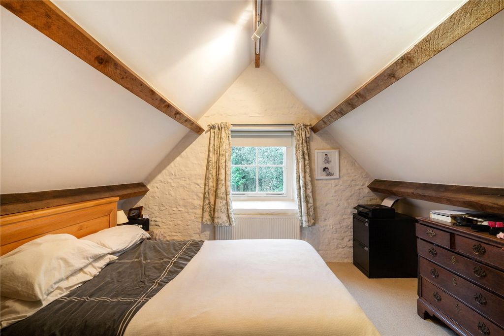 Additional image 39 of 9 bed detached house to rentColn St. Aldwyns, Cirencester, Gloucestershire GL7