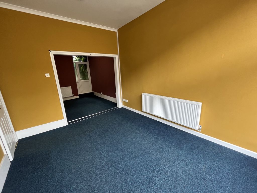 Property photo 3 of 11 Not Specified
