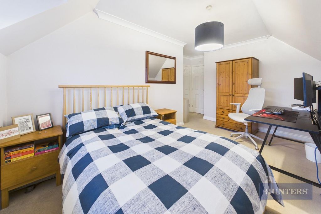 Property photo 3 of 9 Cam05152G0-Pr0372-Still020.Jpg