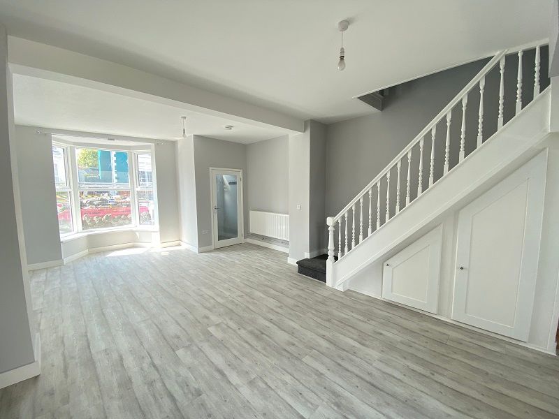 Property photo 2 of 8 Dining Room