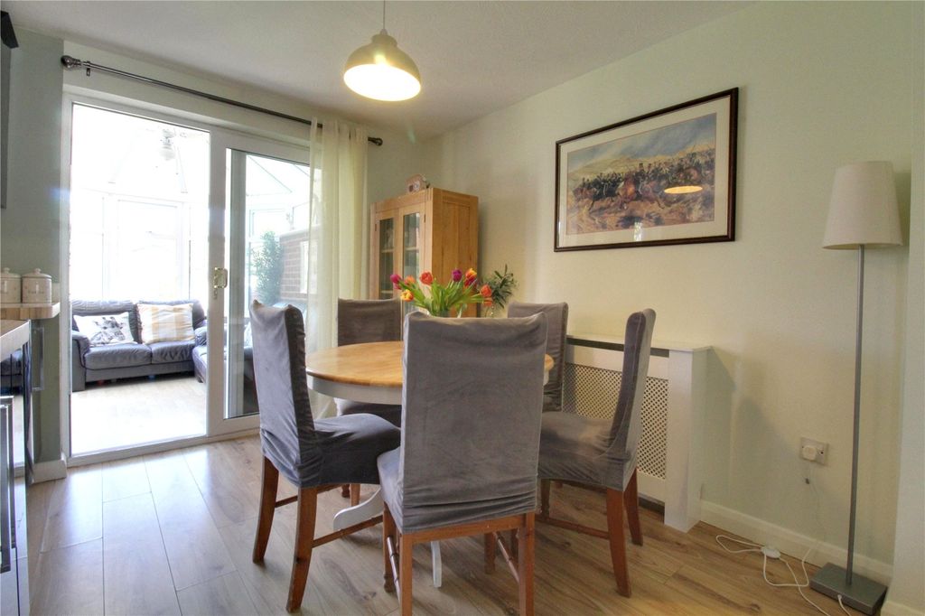 Property photo 3 of 20 Picture No. 24