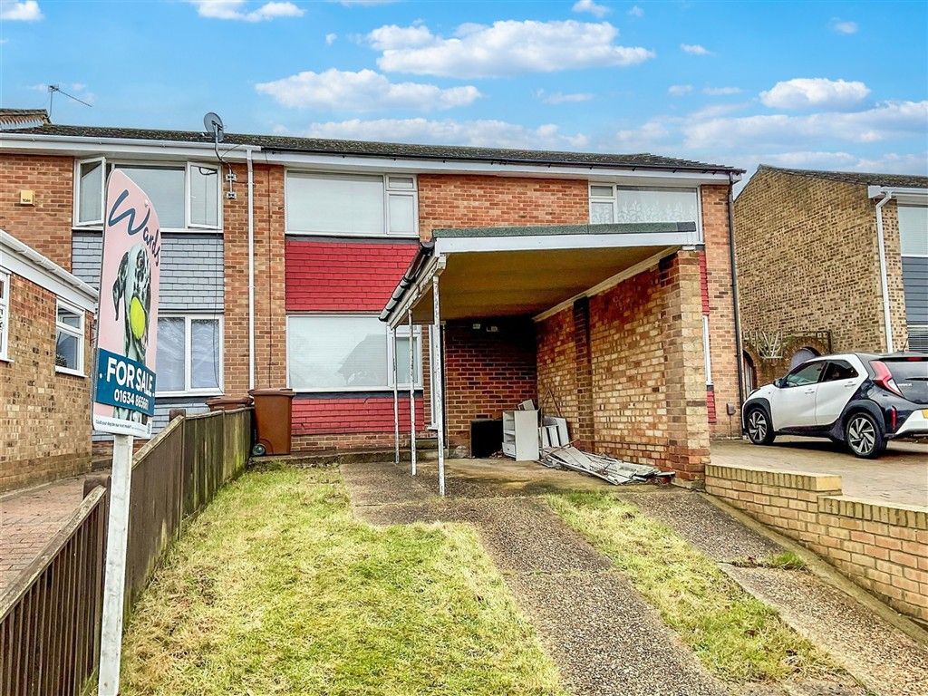 Property photo 1 of 8 Front