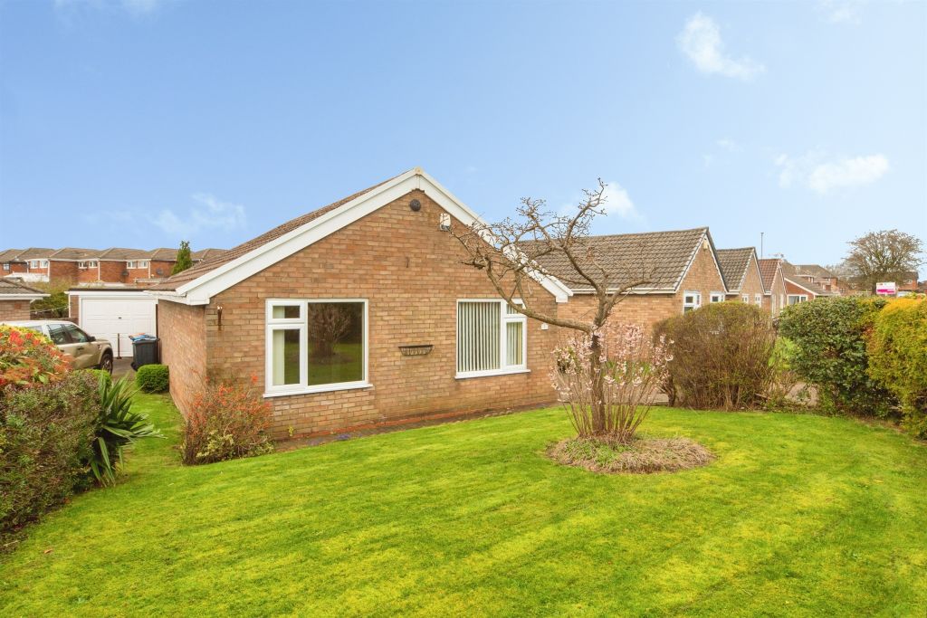 Property photo 2 of 21