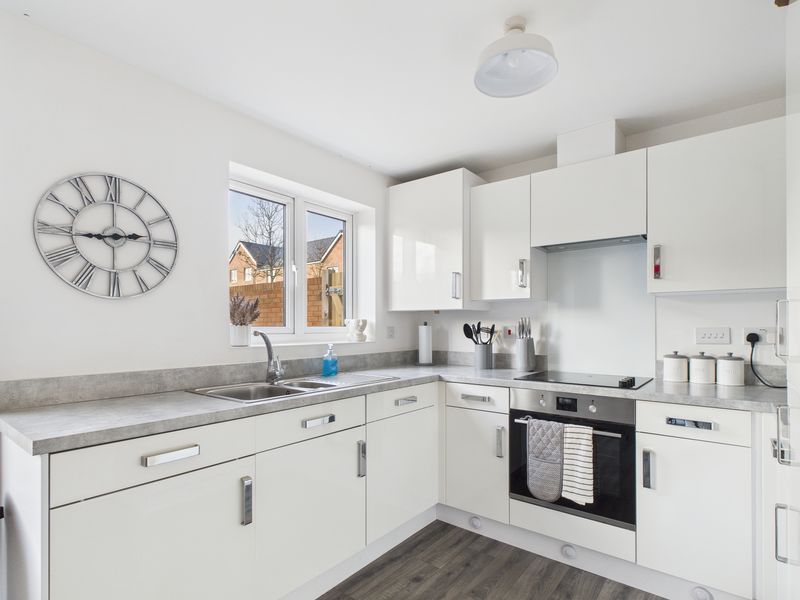 Property photo 2 of 15 Kitchen