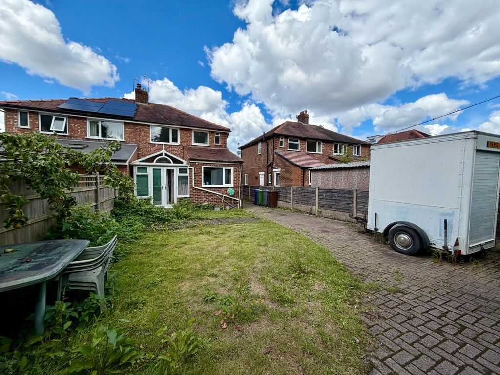 Property photo 3 of 22