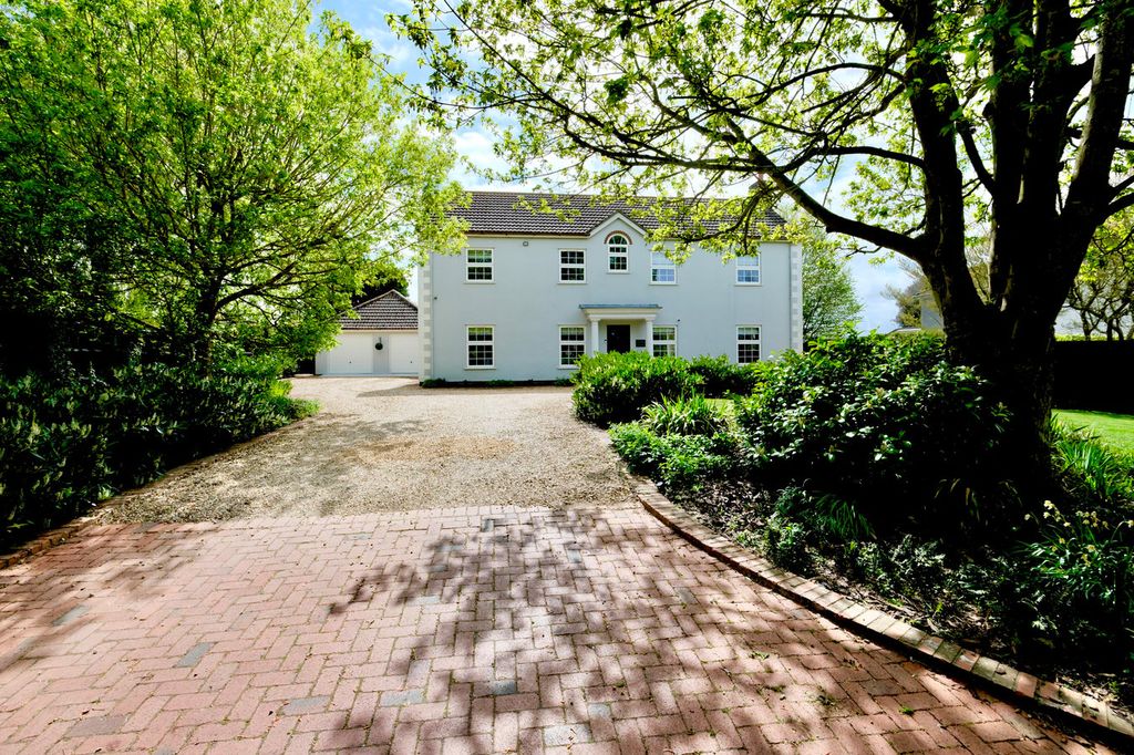 Property photo 1 of 26