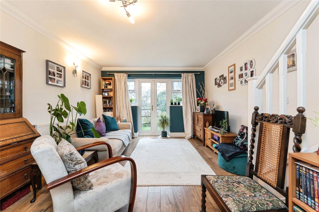 Property photo 3 of 18 Picture No. 12