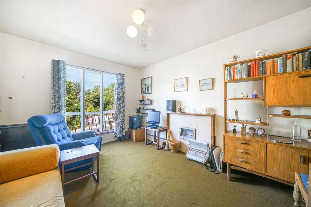 Property photo 1 of 15 Picture No. 05