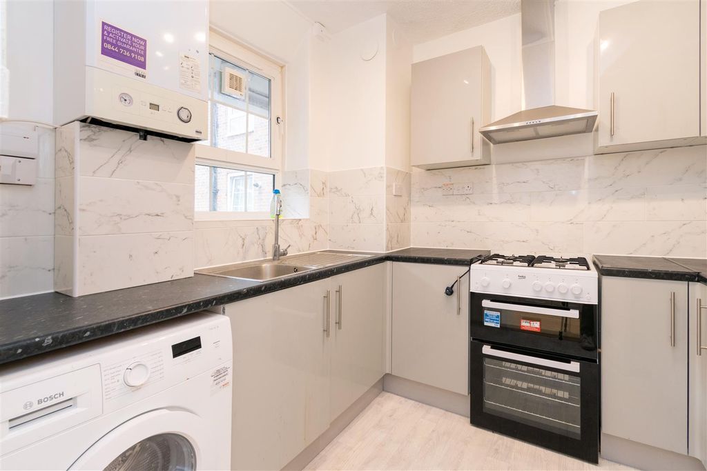 Property photo 2 of 13 Kitchen