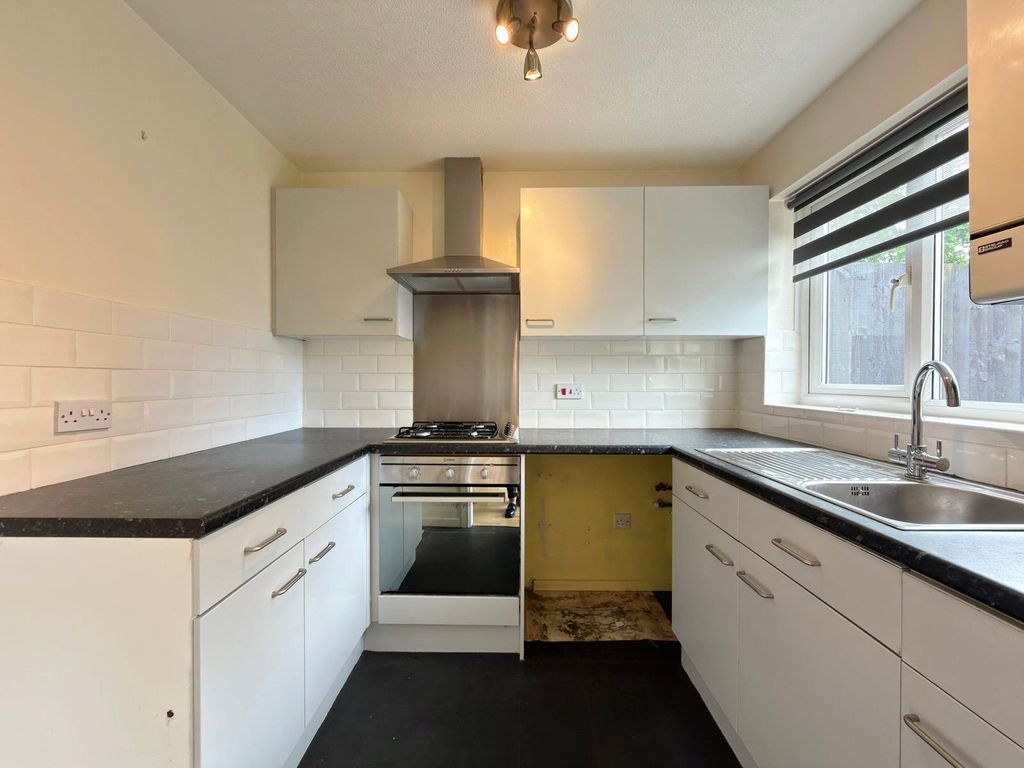 Property photo 2 of 16 Picture No. 27