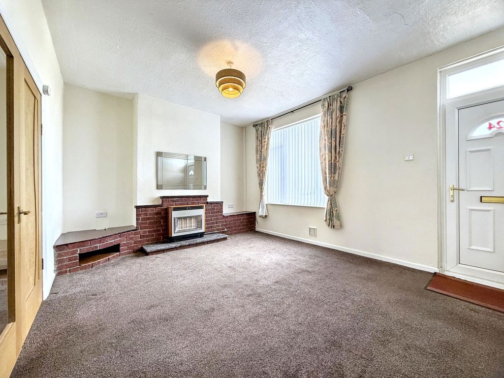 Property photo 3 of 22