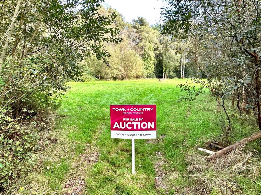 Property photo 1 of 5