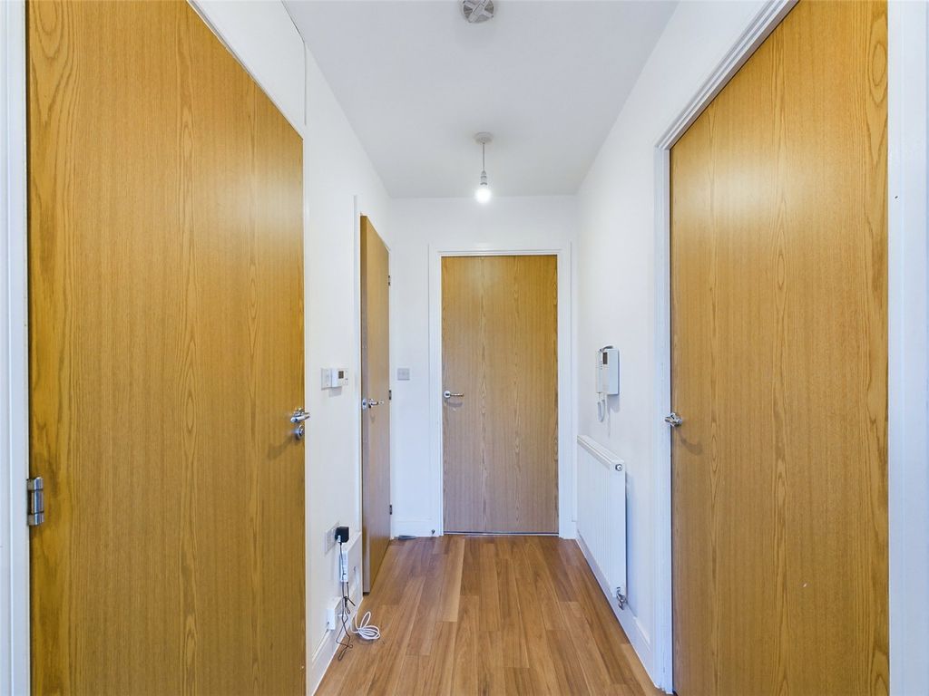 Property photo 2 of 10 Picture No. 02