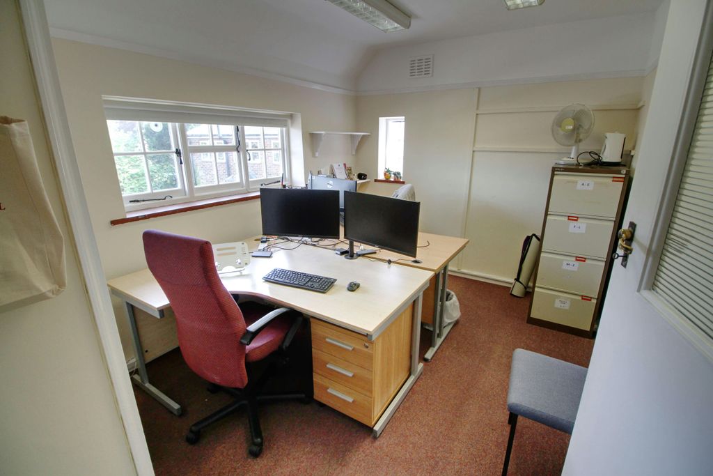 Property photo 2 of 6 Office.Jpg