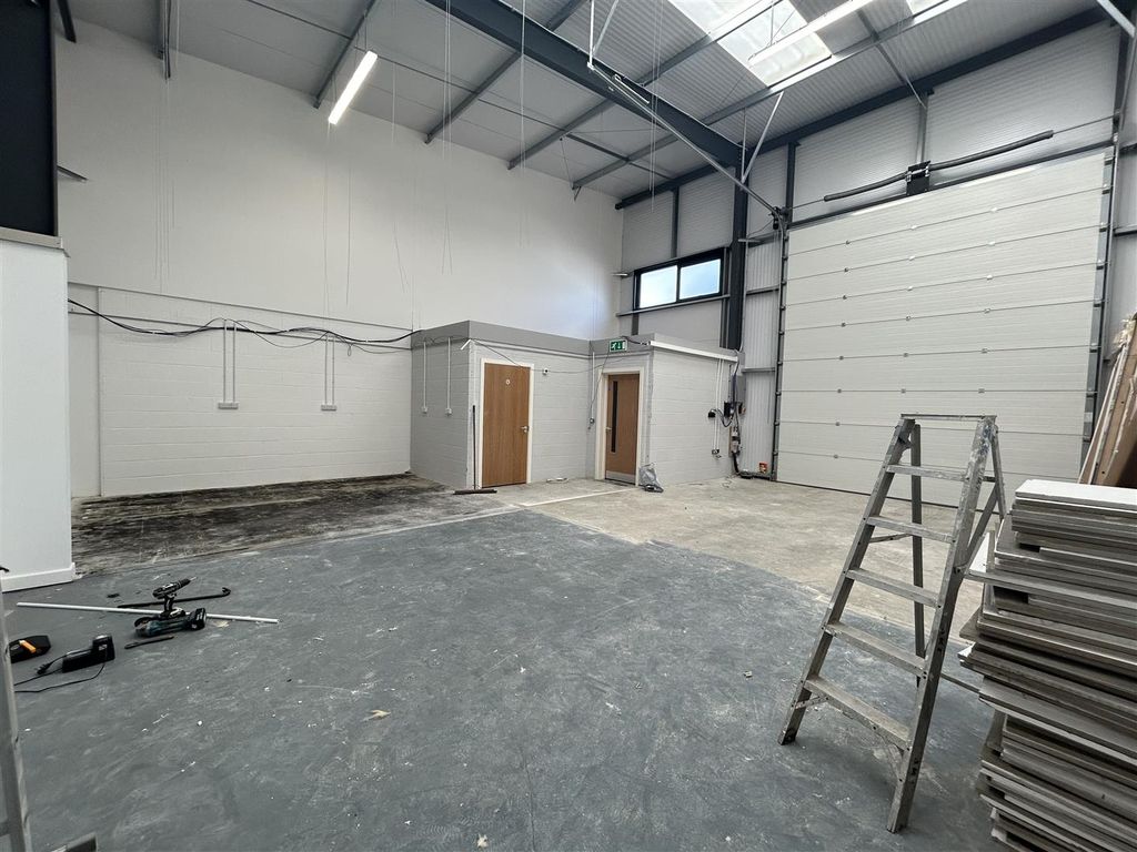 Property photo 2 of 8 Img_8994.Jpg