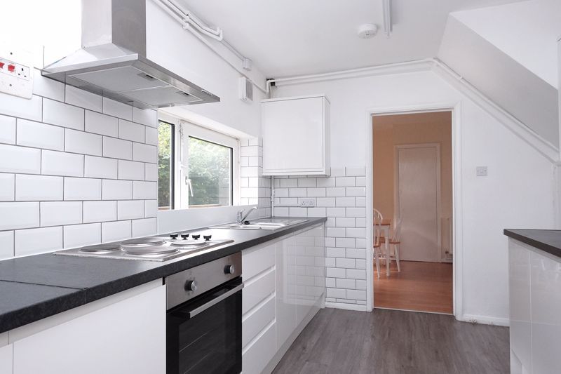 Property photo 2 of 12 Kitchen