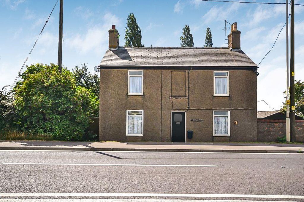 Property photo 1 of 10 5_72738.Jpg