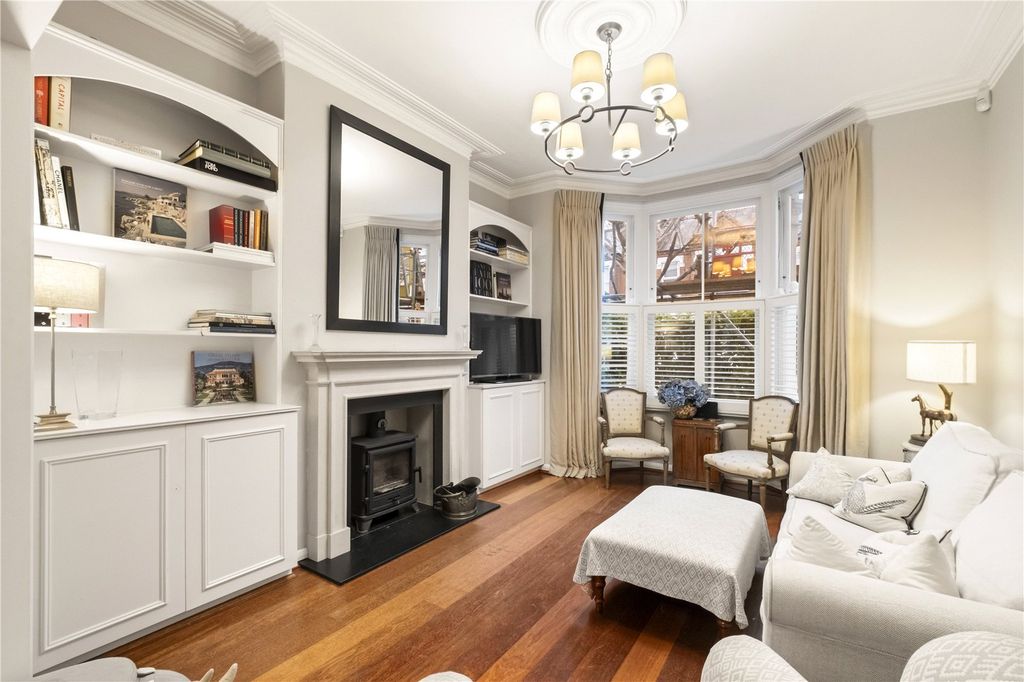 Property photo 1 of 13 Reception