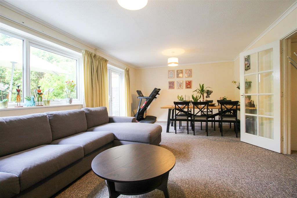 Property photo 3 of 13 Img_9408.Jpg