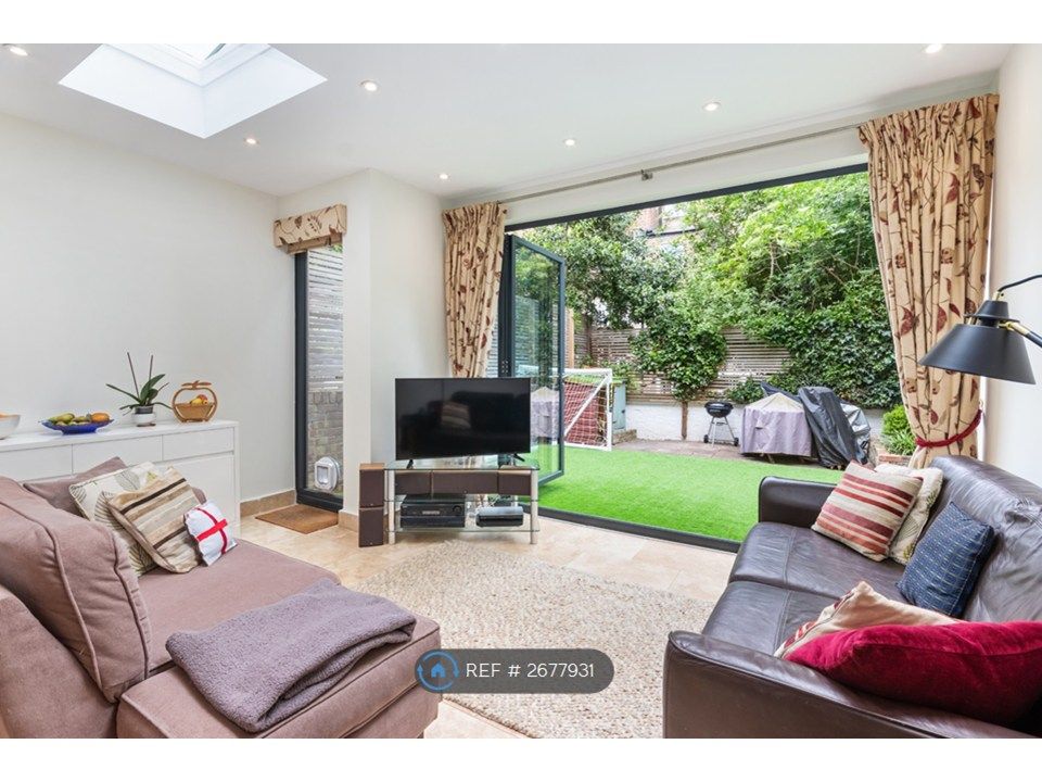 Property photo 1 of 11 Reception Room To Garden