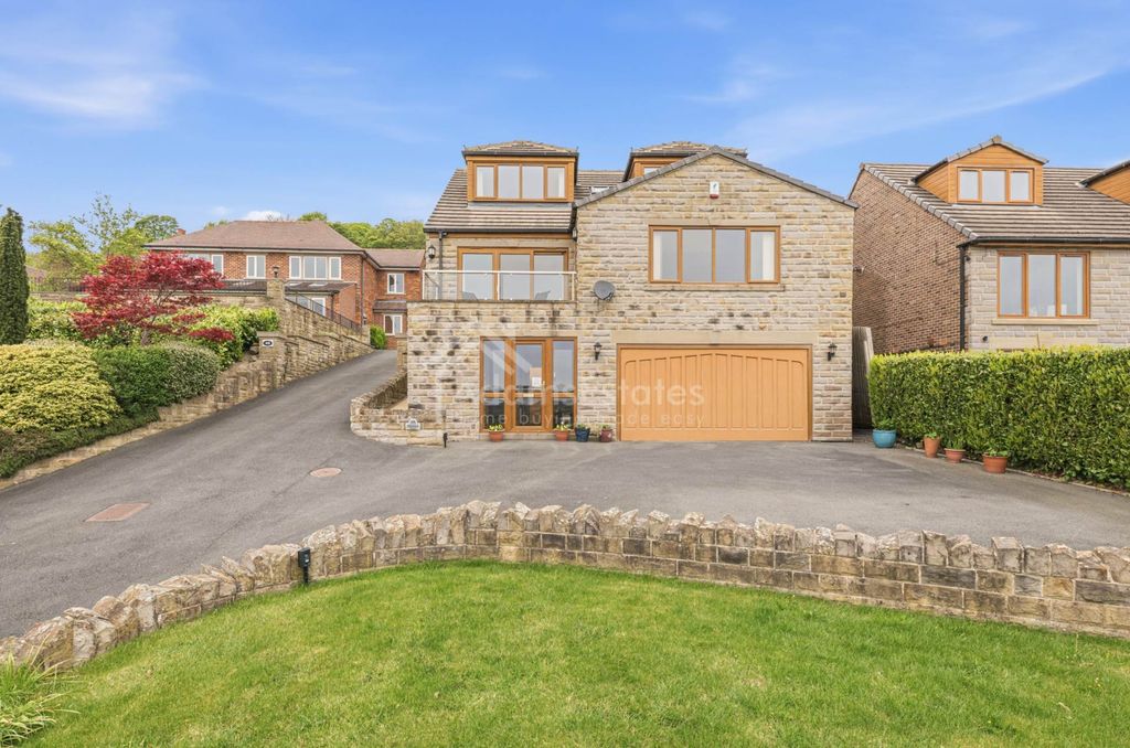 Property photo 1 of 31