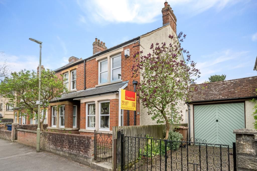 Property photo 1 of 11 External View