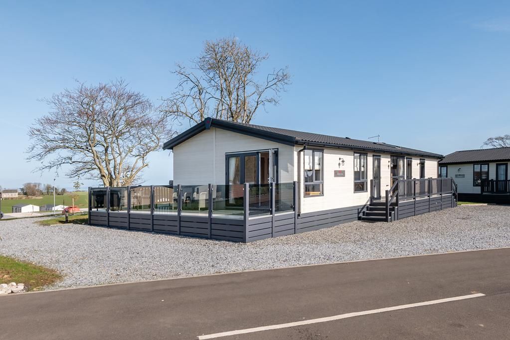 Property photo 1 of 28 Cup1458Seg Front External.Jpg