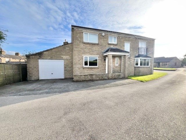 Property photo 1 of 21