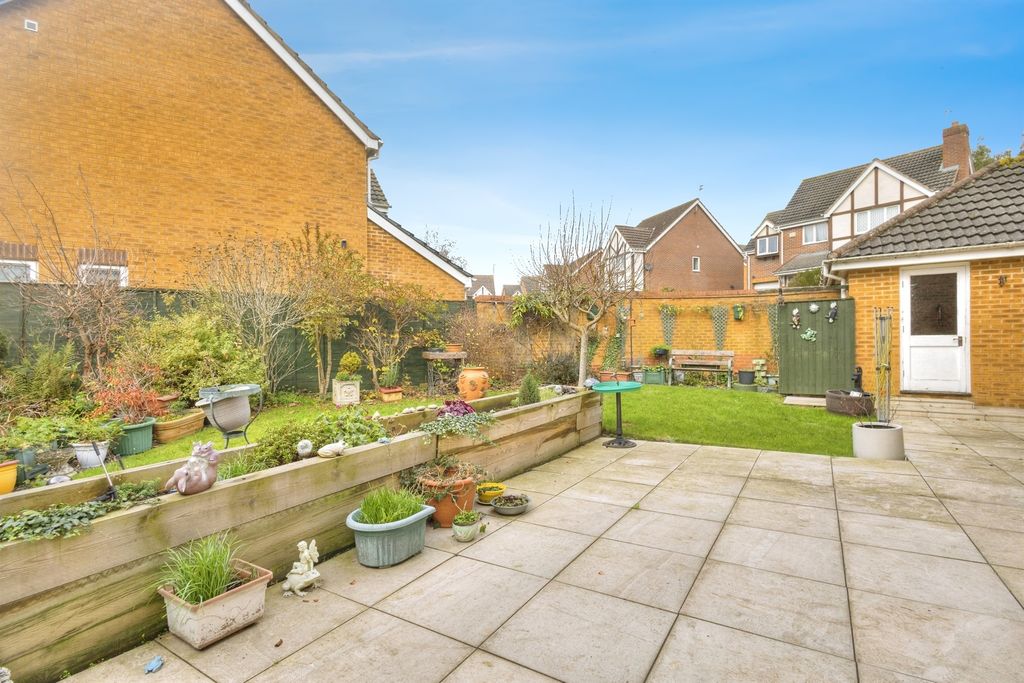 Additional image 14 of 4 bed detached house for saleGoodhew Close, Kettering NN15