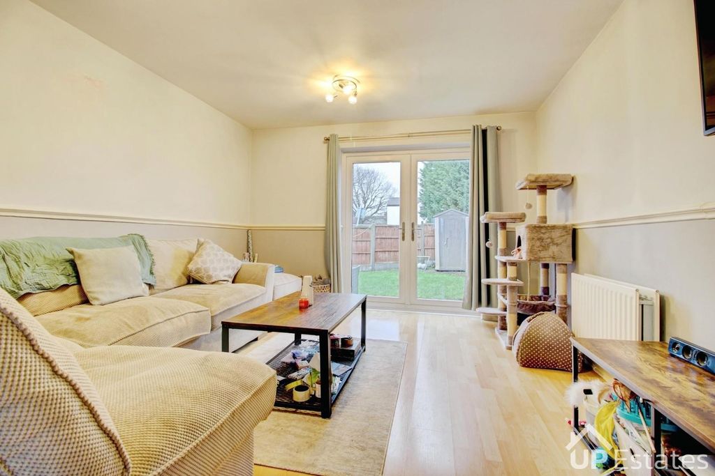 Property photo 2 of 15