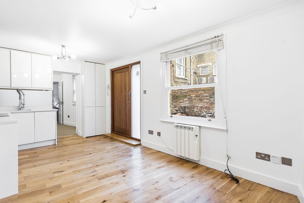 Property photo 2 of 5 697679 (2)