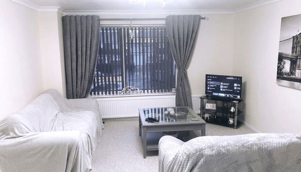 Property photo 2 of 13 Picture No. 47