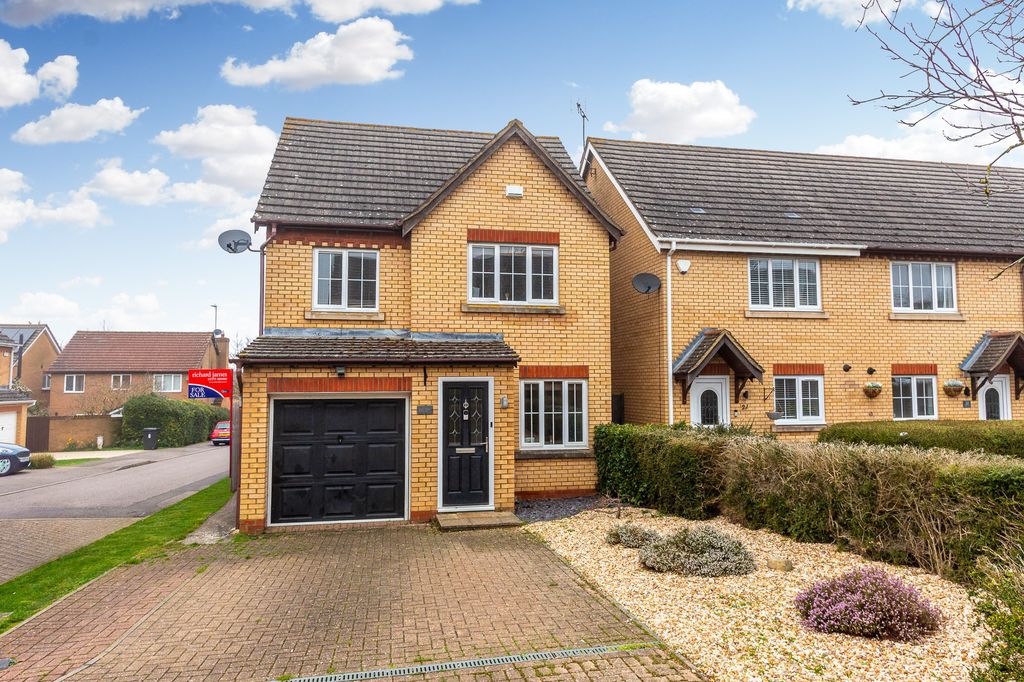 Property photo 1 of 13 Front