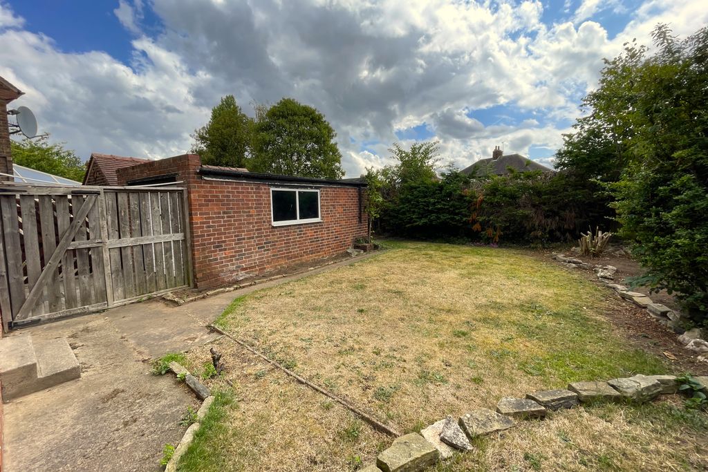 Property photo 3 of 22 21
