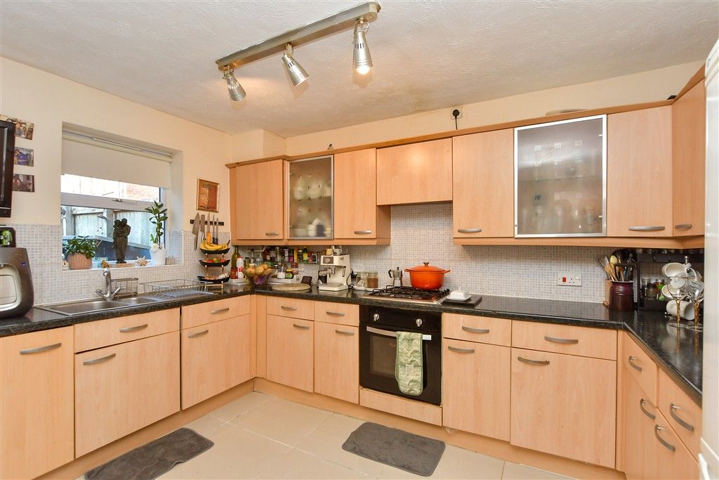 Property photo 2 of 8 Kitchen/Diner