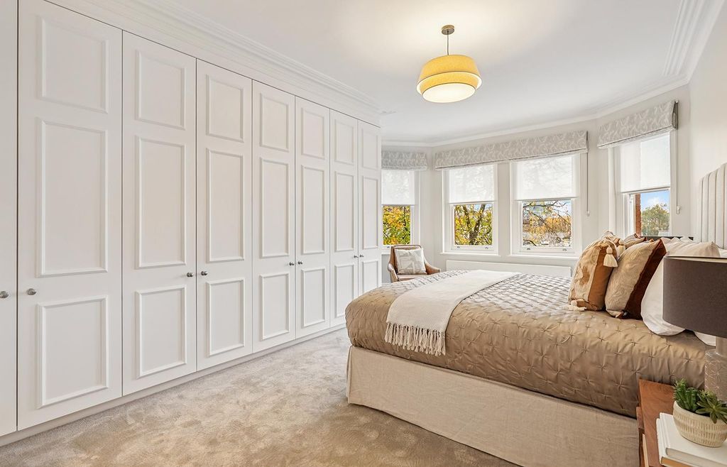 Property photo 3 of 16 Image