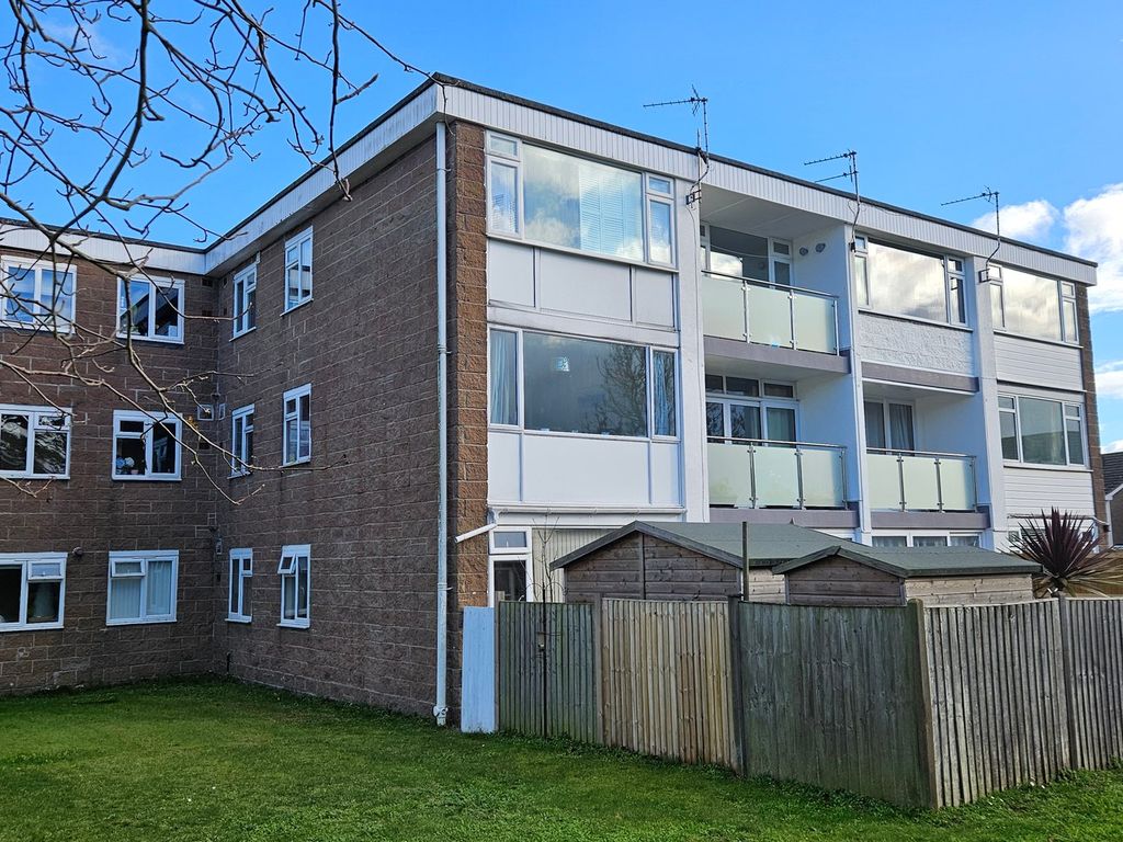 Property photo 1 of 21