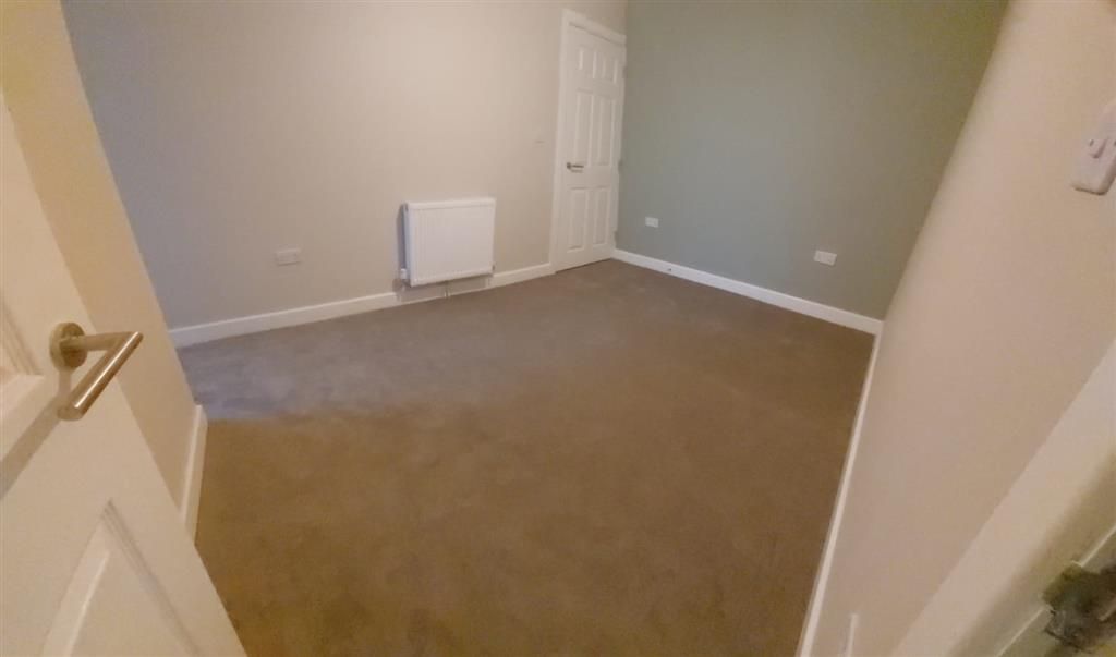 Property photo 3 of 8 Balcony