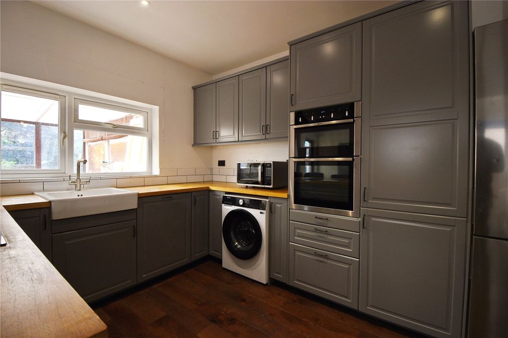 Property photo 3 of 14 Picture No. 07